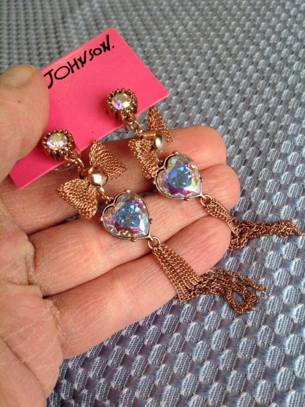 Betsey Johnson Bow Heart Rhinestone Dangle Tassel Chain Pierced Earrings - Picture 4 of 8